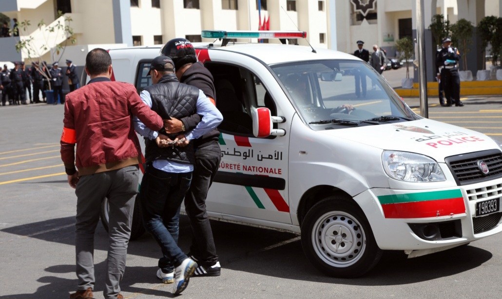 إعلانات وظائف مزيفة توقع ضحايا.. الأمن يطيح بمحتالين خطيرين بأكادير