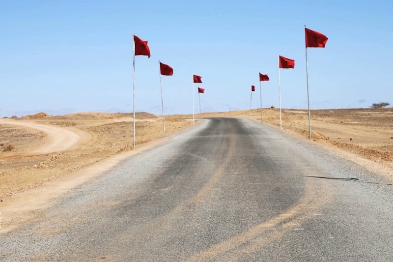 من السمارة إلى بير أم اكرين… معبر بري جديد يفتح آفاق التعاون الإقليمي بين المغرب وموريتانيا