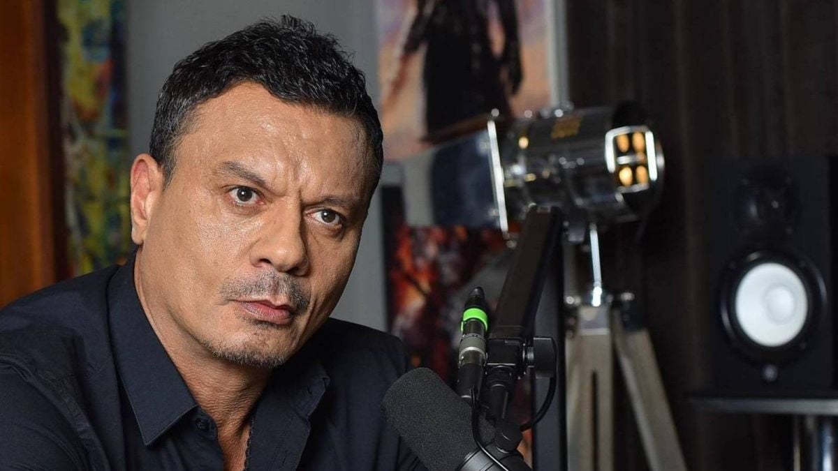 تصريحات جريئة عن “الإنجاب” تورّط الفنان عباس أبو الحسن وتفجّر موجة غضب في مصر!