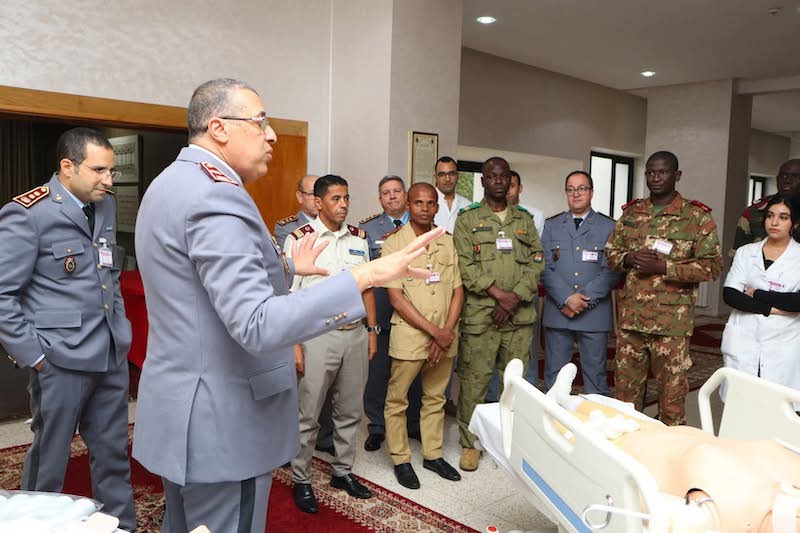 القوات المسلحة الملكية تُعزّز جاهزيتها الطبية بدورة تكوينية دولية في الإنعاش الميداني