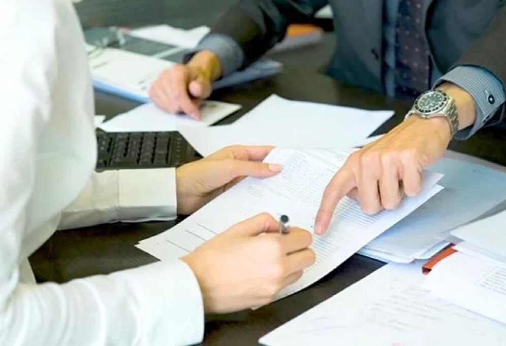 خطر الحجز البنكي يلاحق مستفيدين من إعفاءات جبائية مزورة