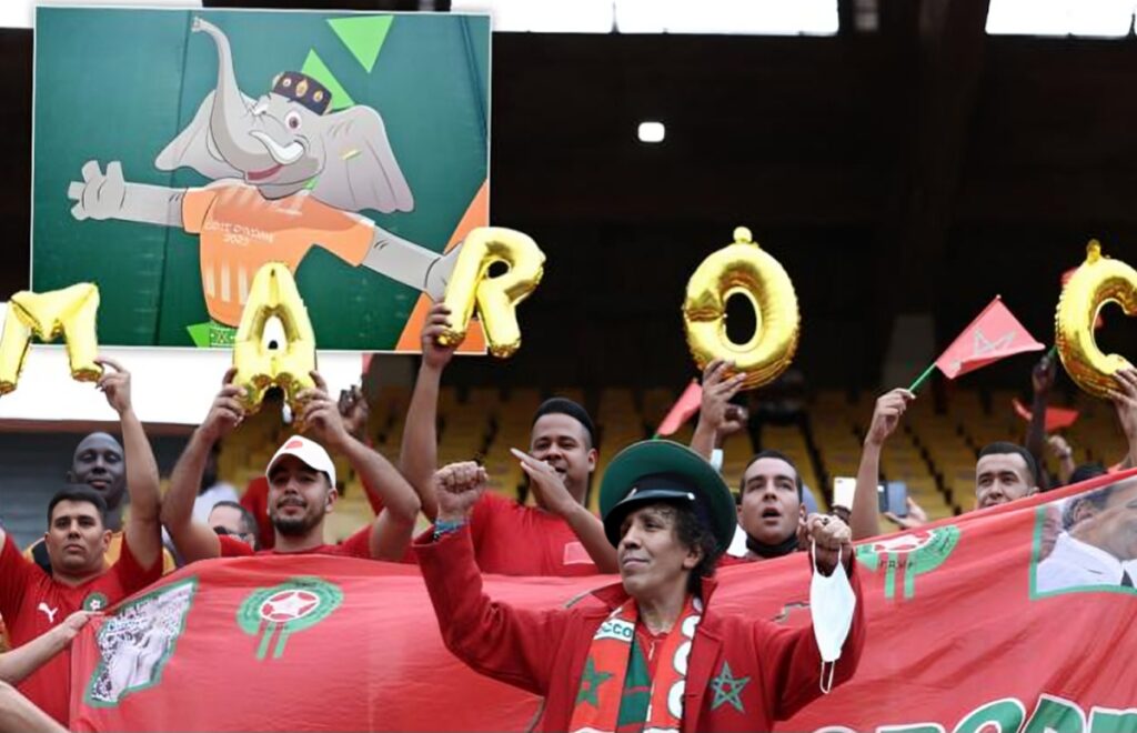 أجواء وطنية حماسية تسبق افتتاح كأس إفريقيا بين المغرب وجزر القمر