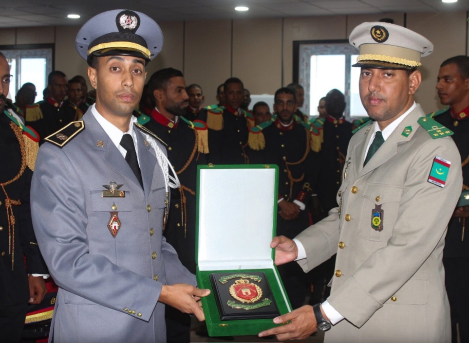 وفد الأكاديمية الملكية العسكرية يزور الأكاديمية العسكرية الموريتانية لتعزيز التعاون وتبادل الخبرات (صور)