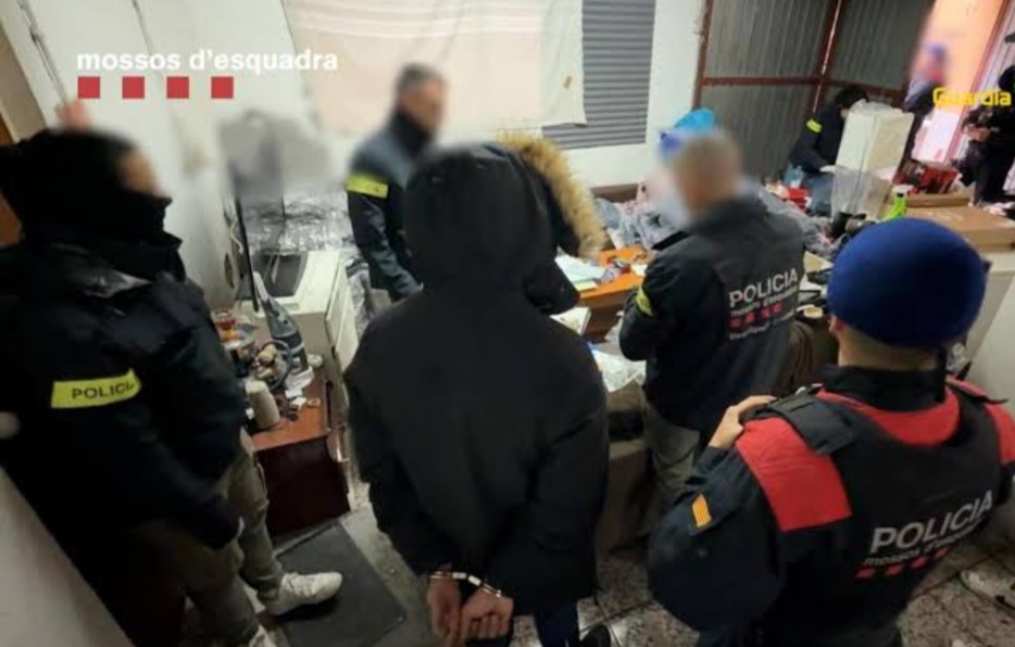 إسبانيا وإيطاليا تفككان شبكة دولية لتهريب الحشيش من المغرب إلى أوروبا
