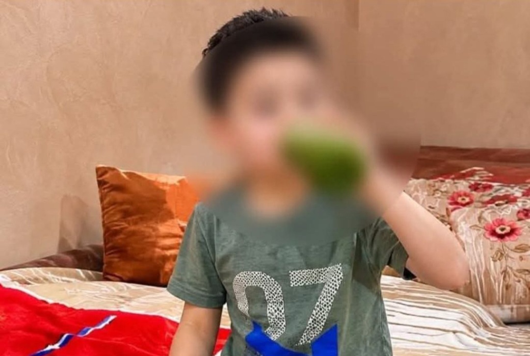 تطورات جديدة في قضية الطفل القاصر.. توقيف الأشقاء الثلاثة وإخضاعهم للتحقيق
