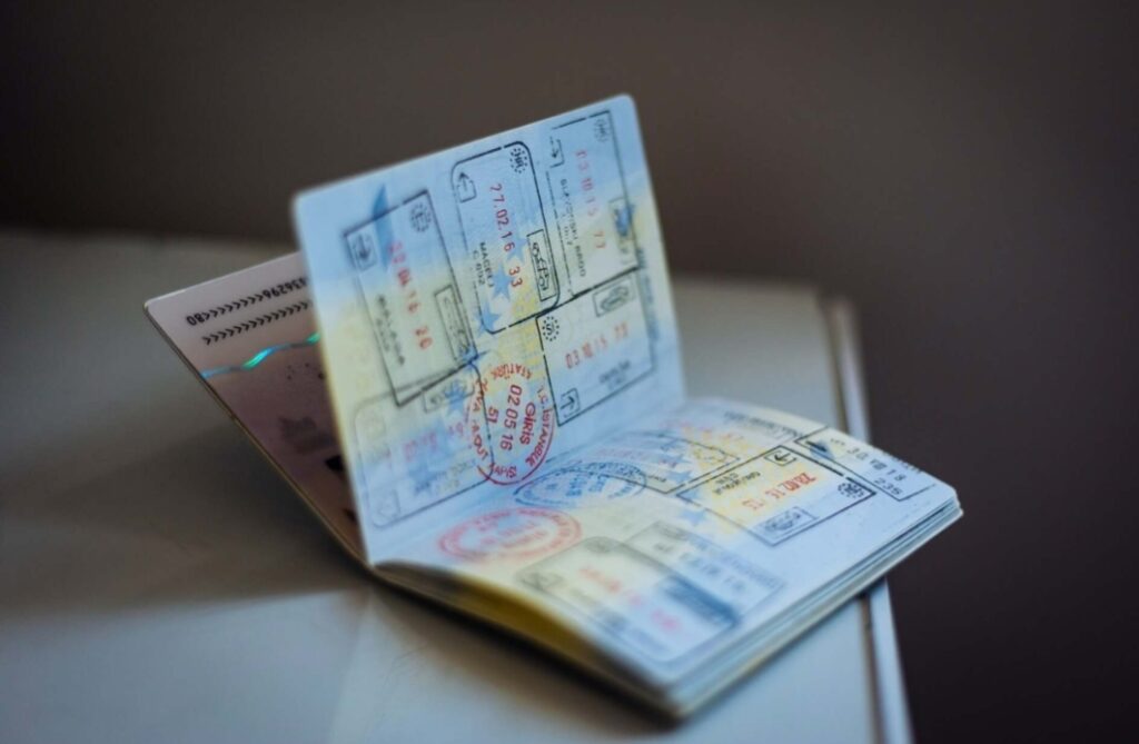 BLS تشدد إجراءات حجز مواعيد التأشيرة الإسبانية لمحاربة السمسرة