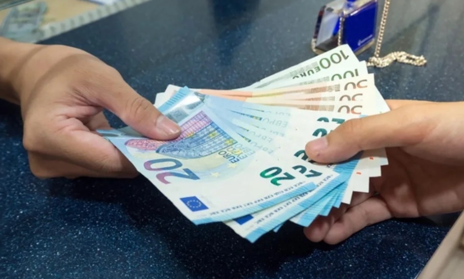 تحويلات مغاربة العالم تتجاوز 74 مليار درهم