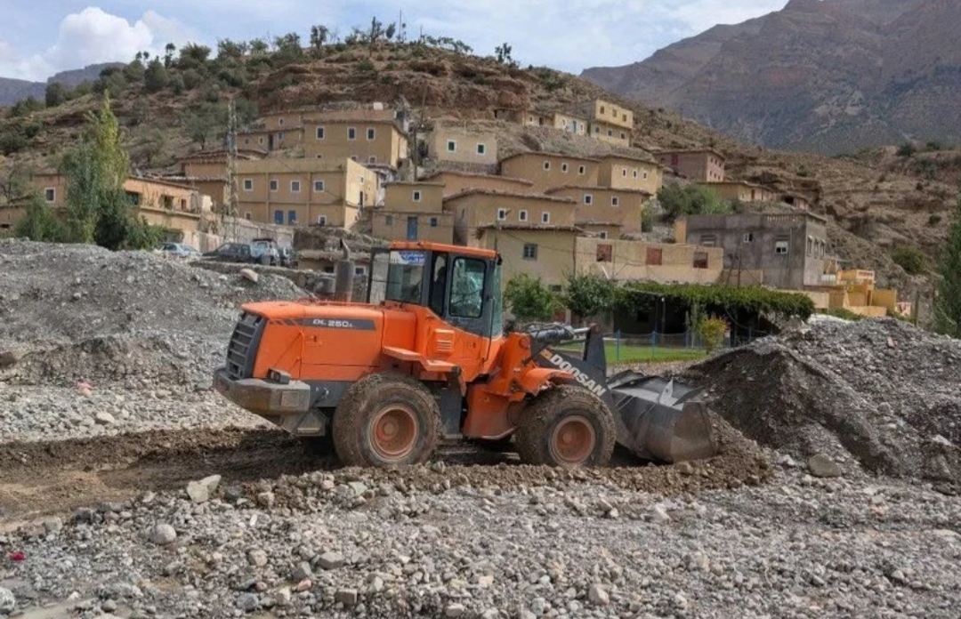 إعادة فتح طرق ومسالك الحوز